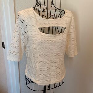 Beautiful white chest cut out crop top 🤍